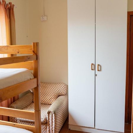 Хостел Shark Shack Backpackers Моссел-Бей Экстерьер фото