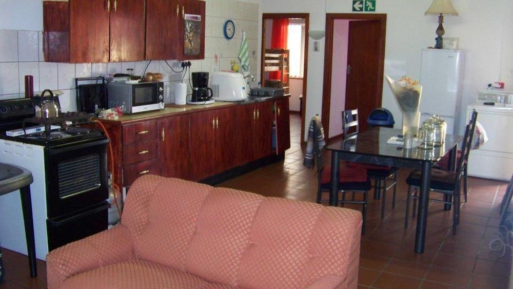 Хостел Shark Shack Backpackers Моссел-Бей Экстерьер фото