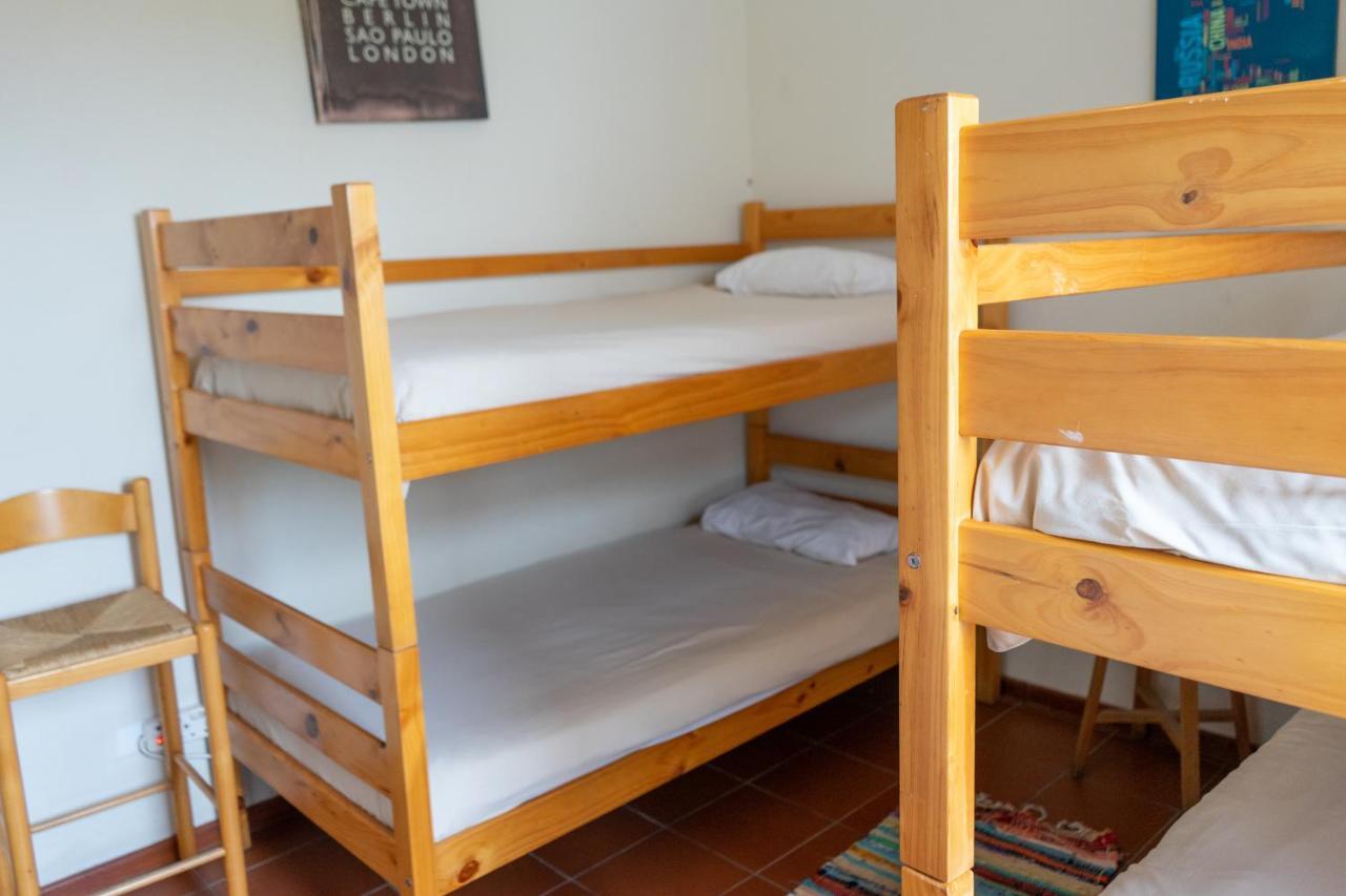 Хостел Shark Shack Backpackers Моссел-Бей Экстерьер фото